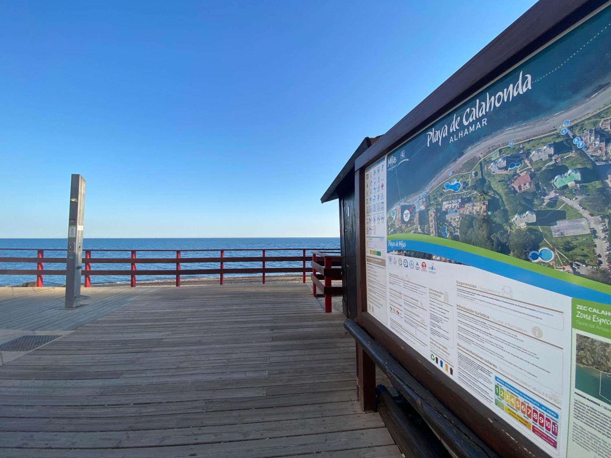 Frontline Beach Ground Floor With Privet Garden, Mi Capricho 16 Михас Экстерьер фото
